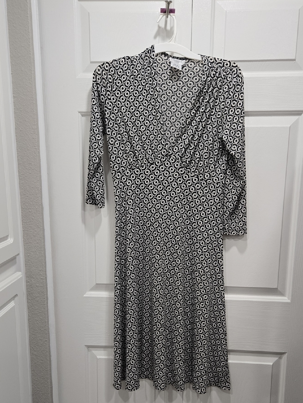 Maggy London Black & White Geometric Midi Dress